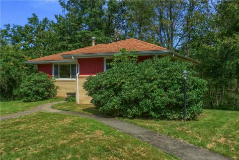194 Woodridge Drive Brighton Township PA 15009