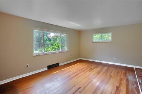 194 Woodridge Drive Brighton Township PA 15009