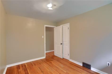 194 Woodridge Drive Brighton Township PA 15009