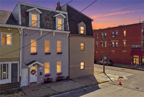 902 James Street East Allegheny PA 15212