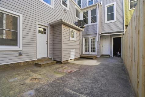 902 James Street East Allegheny PA 15212