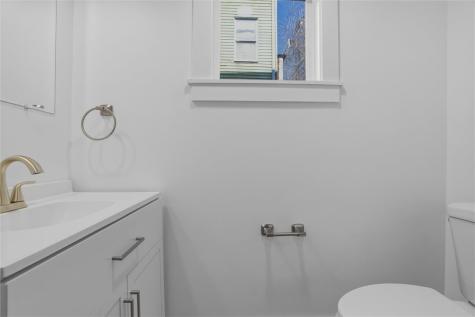 902 James Street East Allegheny PA 15212