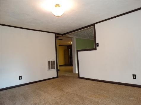 114 Beallsville Road Bentleyville PA 15314