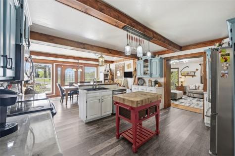 2976 Henderson Road Mt Pleasant Township PA 15301