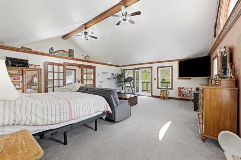 2976 Henderson Road Mt Pleasant Township PA 15301