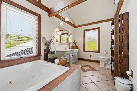 2976 Henderson Road Mt Pleasant Township PA 15301