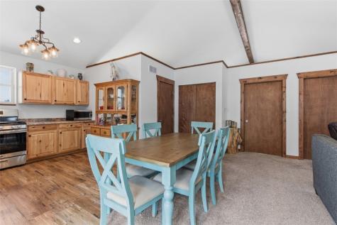 2976 Henderson Road Mt Pleasant Township PA 15301