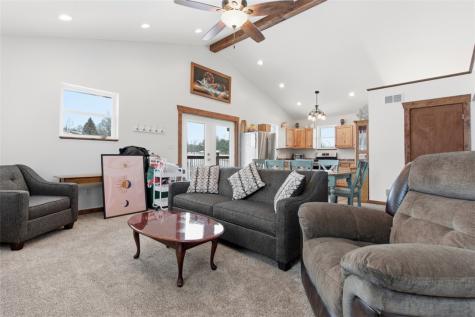 2976 Henderson Road Mt Pleasant Township PA 15301