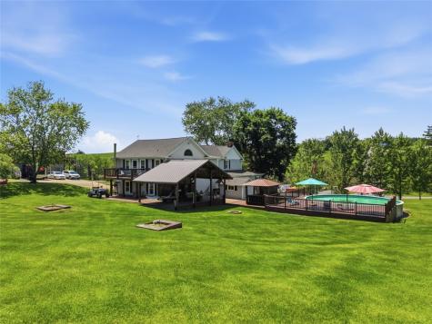 2976 Henderson Road Mt Pleasant Township PA 15301