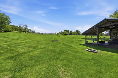 2976 Henderson Road Mt Pleasant Township PA 15301