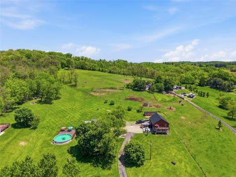 2976 Henderson Road Mt Pleasant Township PA 15301
