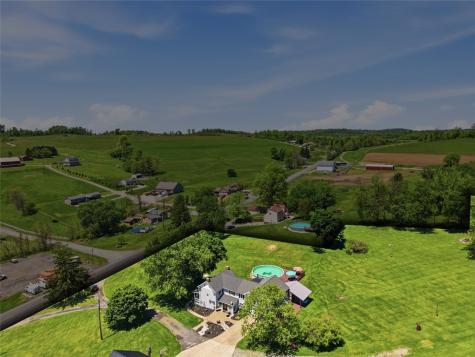 2976 Henderson Road Mt Pleasant Township PA 15301