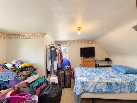 1901 Westmont Avenue Carrick PA 15210