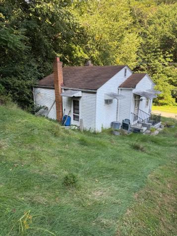1110 Tevebaugh Hollow Road Economy PA 15042