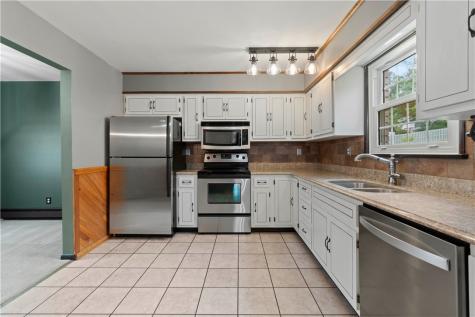873 S Quaker Church Road Perryopolis PA 15473