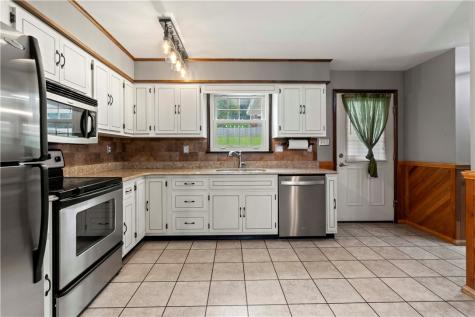 873 S Quaker Church Road Perryopolis PA 15473