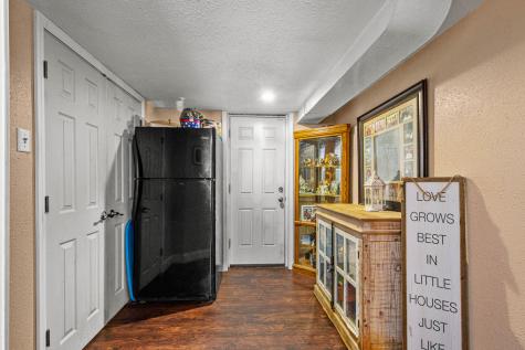 610 Sunnyland Avenue Overbrook PA 15227