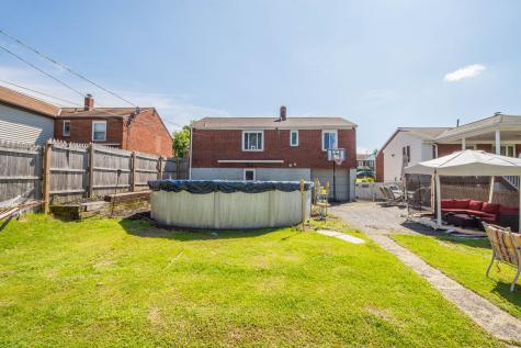 610 Sunnyland Avenue Overbrook PA 15227