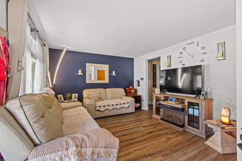 610 Sunnyland Avenue Overbrook PA 15227