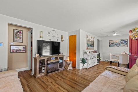 610 Sunnyland Avenue Overbrook PA 15227