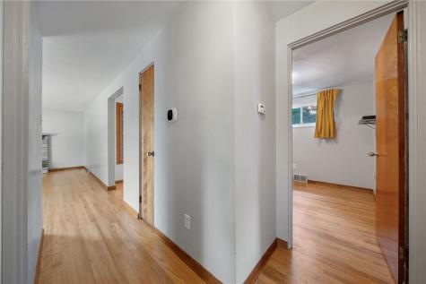 4549 Gates Drive Lincoln Place PA 15120