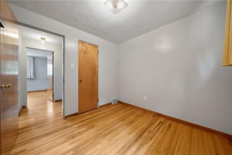 4549 Gates Drive Lincoln Place PA 15120