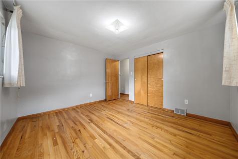 4549 Gates Drive Lincoln Place PA 15120