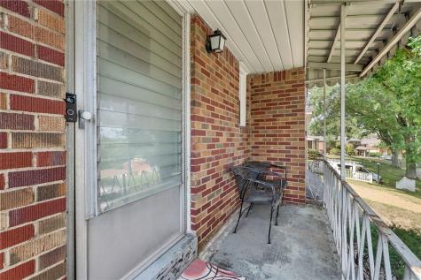 4549 Gates Drive Lincoln Place PA 15120