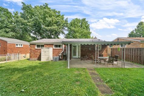 4549 Gates Drive Lincoln Place PA 15120