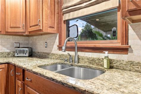 859 Meadowbrook Road Level Green PA 15085