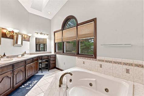 859 Meadowbrook Road Level Green PA 15085