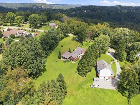 859 Meadowbrook Road Level Green PA 15085