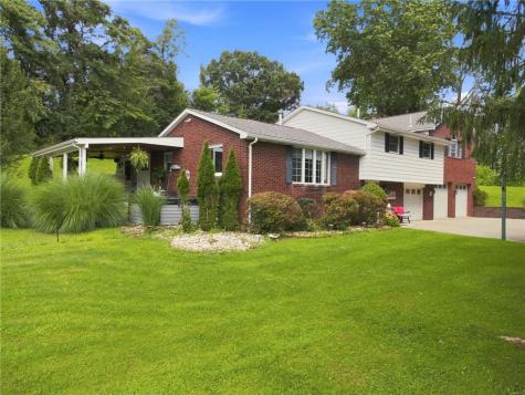 859 Meadowbrook Road Level Green PA 15085