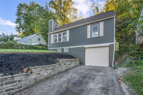 6222 Pleasant Road South Park PA 15129
