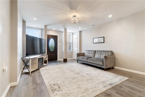 104 Pius Street South Side PA 15203
