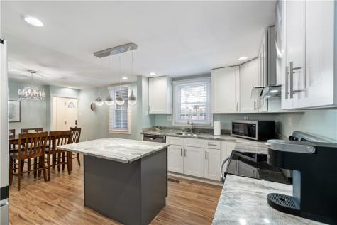 104 Pius Street South Side PA 15203