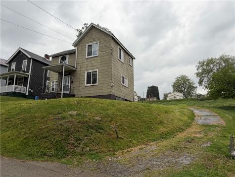 907 Woodlawn Avenue W Brownsville PA 15417