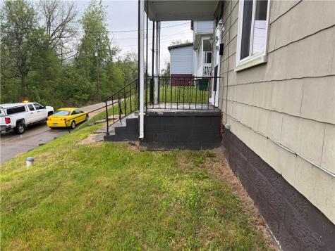 907 Woodlawn Avenue W Brownsville PA 15417