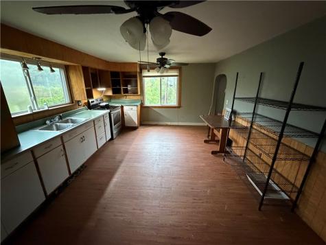 907 Woodlawn Avenue W Brownsville PA 15417