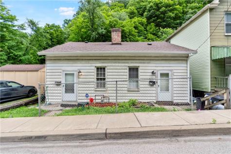 711-713 Mifflin Street Lincoln Place PA 15207