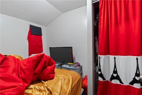 711-713 Mifflin Street Lincoln Place PA 15207