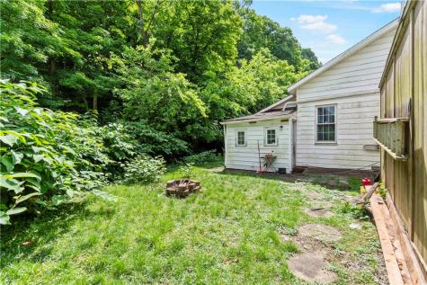 711-713 Mifflin Street Lincoln Place PA 15207