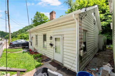 711-713 Mifflin Street Lincoln Place PA 15207