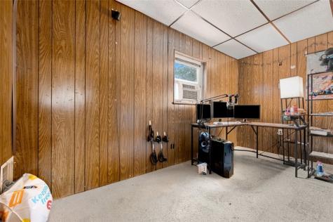 132 E Eugene Avenue Munhall PA 15120