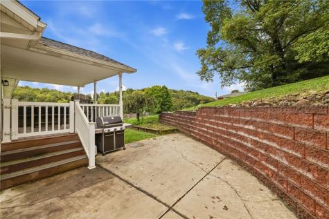 55 Olive Street Burgettstown Boro PA 15021