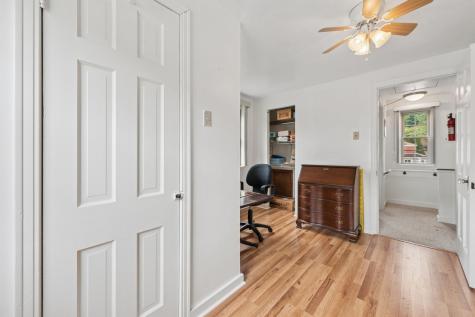 343 Vanadium Road Scott Township PA 15243