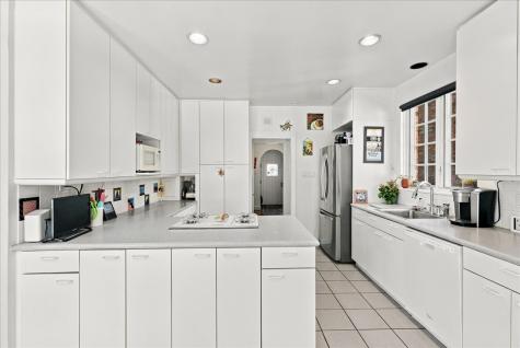 1305 Malvern Squirrel Hill PA 15217