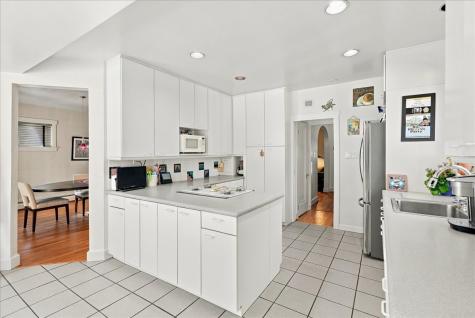 1305 Malvern Squirrel Hill PA 15217