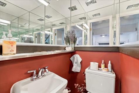 1305 Malvern Squirrel Hill PA 15217