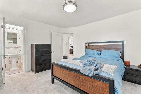 1305 Malvern Squirrel Hill PA 15217